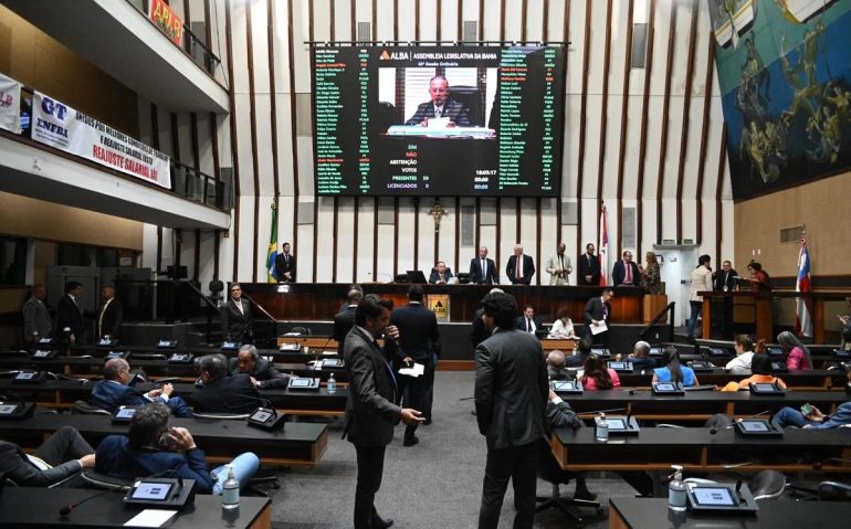 deputados estaduais