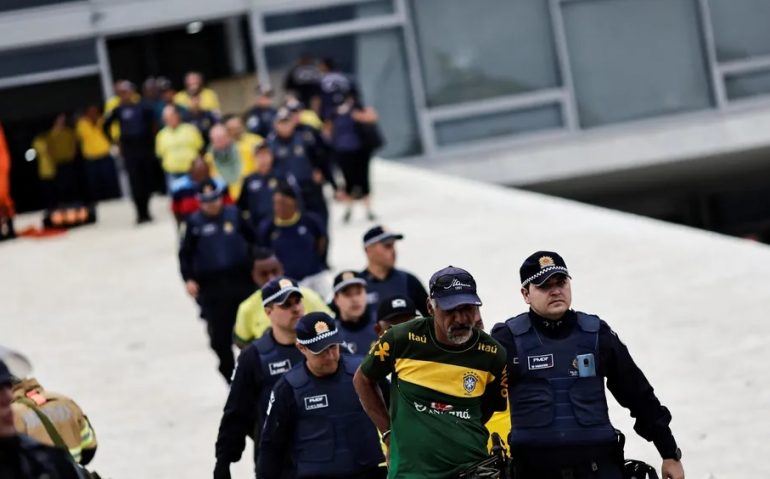 policiasenado